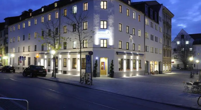 Двухместный полулюкс Hotel Blauer Bock