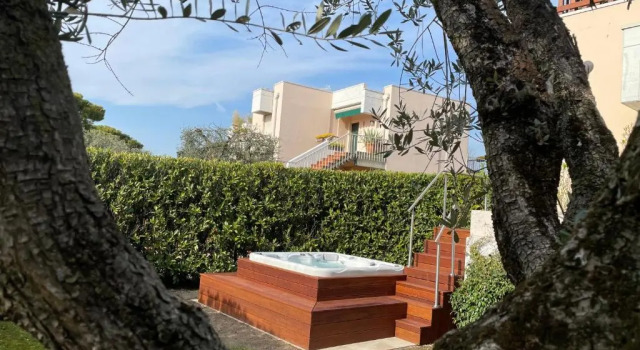 Вилла Lake Front Apartment - Direct Lake Access