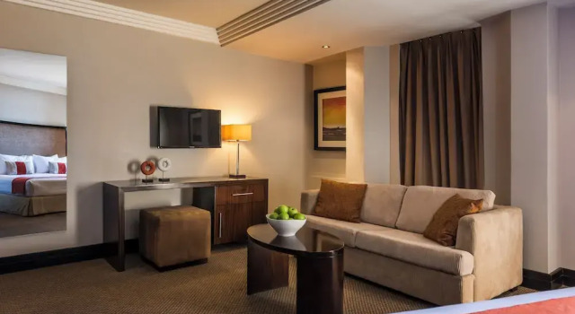 Номер Superior с балконом Avani Lesotho Hotel & Casino