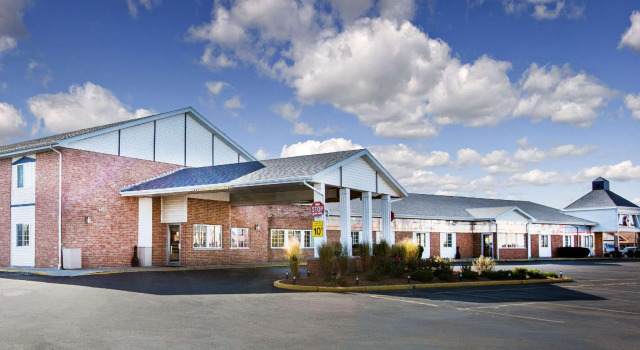 Четырёхместный номер Standard Wyndham Garden Ankeny