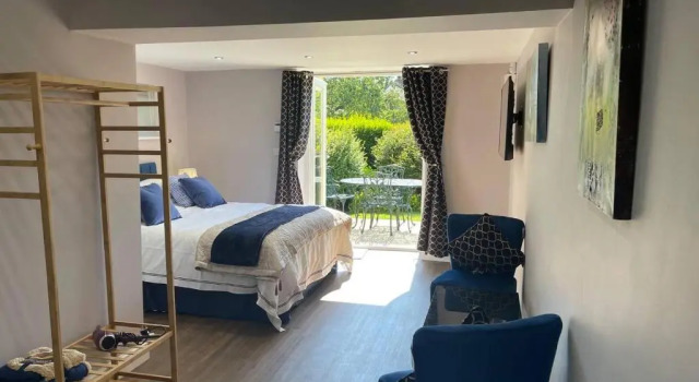 Immaculate 1-bed Studio With Outside Patio, Забронировать Отель Отели Англии 3 звезды, 3*