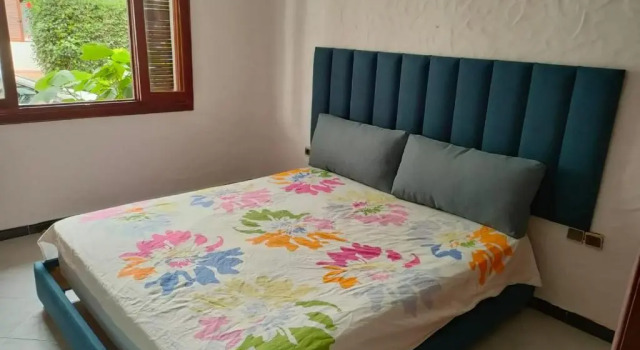 Superbe appartement tout équipé dans une résidence avec piscine, espace de jeux, restaurant, supérette et parking en plein cœur de Cabo Negro à moins de 5 min de marche de la plage et 10 min de M'diq sur la côte méditerranéenne du Maroc, Rezerwuj Apartament Hotele w Tanger-Tetouan z parkingiem, Parking