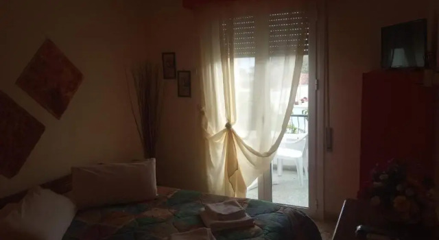 Captains Rooms, Забронировать Отель Эгина Эгина
