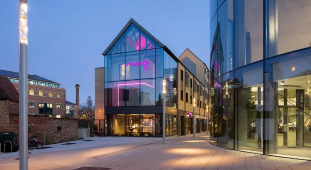 Moxy York, Забронировать Отель Йорк Северный Йоркшир, рядом с York Crown Court
