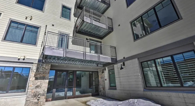 Hike & Bike! Mtn-view Condo 1 Block to Main St, Забронировать Апартаменты/квартира Апартаменты Винтер Парка, рядом с Bella Vita, Апартаменты/квартира