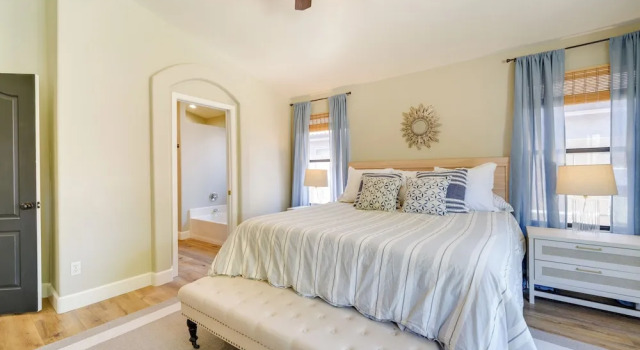 Коттедж Near Golf and Hikes! Poolside Retreat in Phoenix
