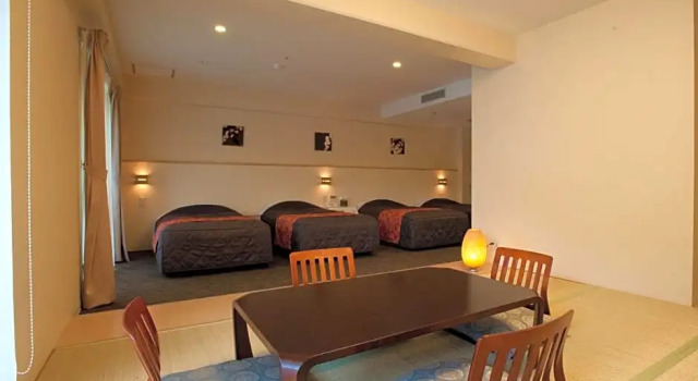 Standard Family room Maple Arima