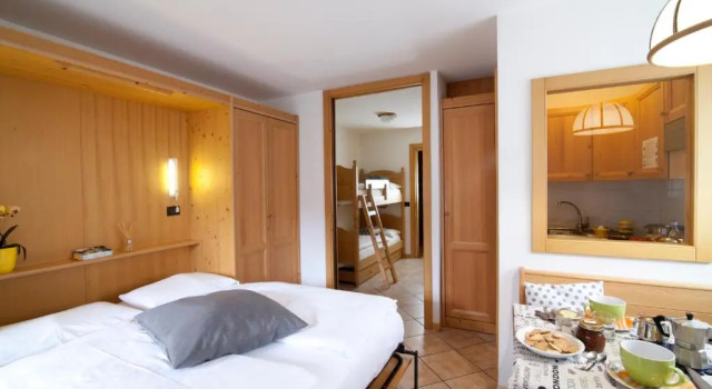 Студия Aparthotel Majestic