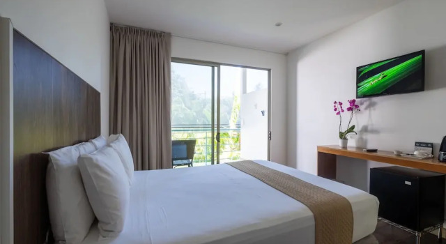 Двухместный номер Superior с балконом и с видом на сад La Vela Boutique Hotel