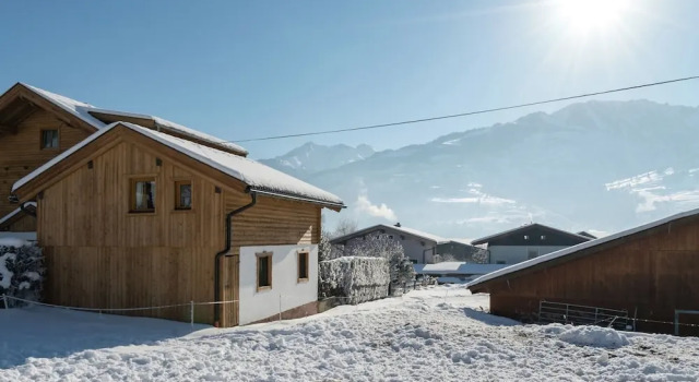 Holiday Home Bernsteiner Kaprunpiesendorf, Rezerwuj Dom wakacyjny Hotele w Salzburg z parkingiem, Parking
