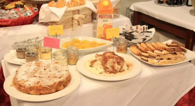 Трёхместный номер Standard с видом на море Hotel Ristorante Ulivi
