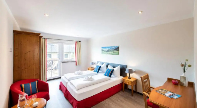 Апартаменты с 4 комнатами Feriendorf Edelweiss