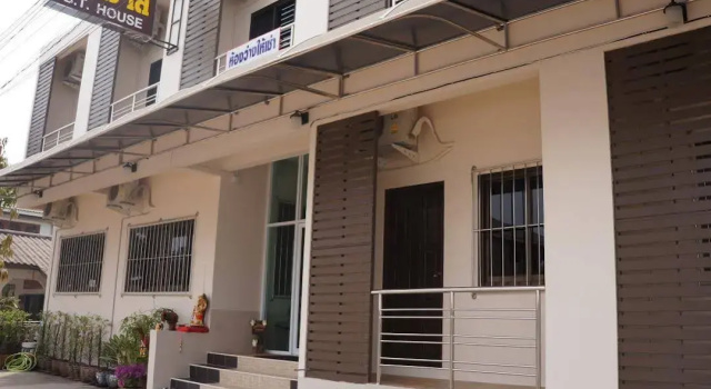 BT House, Varaa Hotelli Hotellit North-Eastern Thailand pysäköinnillä, Pysäköinti
