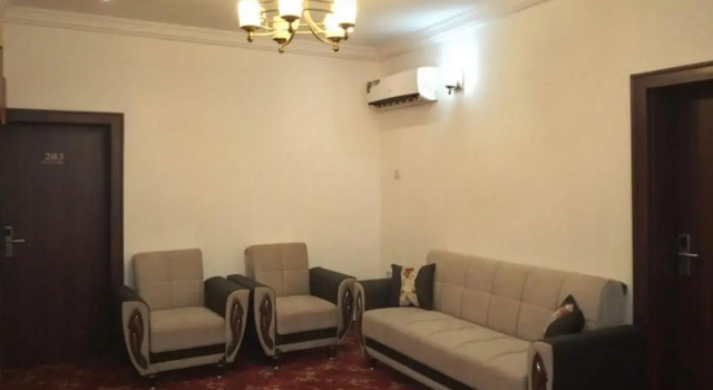 Adanma Hotels & Suites - House 11, Book Hotel Hotels in Bwari with a Pool, Swimming Pool