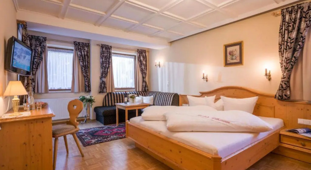Номер Comfort Hotel Viktoria & Landhaus Joggl