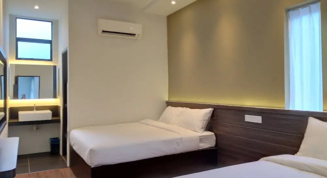 Casa Hill Resort, Забронировать Курортный отель Отели Сунгай-Лембинг с бассейном, Бассейн