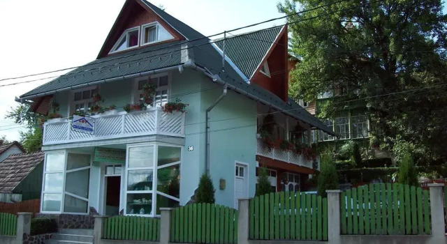 Casa Edy, Varaa Hotelli Sovata 