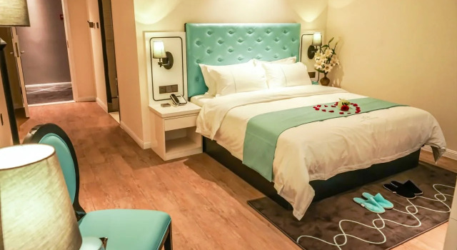 Qingdao Galaxy Holiday Hotel