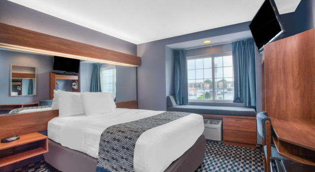 Двухместный номер Standard Microtel Inn and Suites Dover