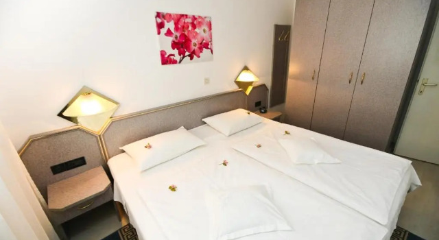 Апартаменты Comfort Apartments Villa Ana 1