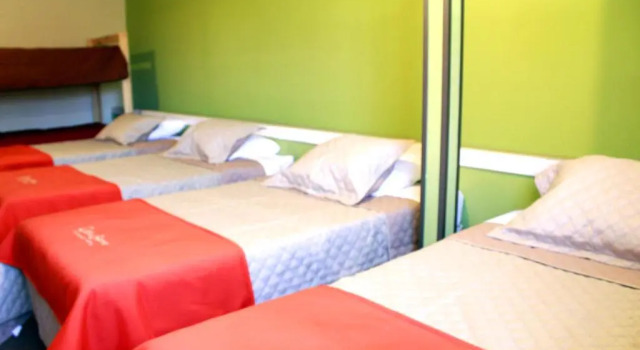 Четырёхместный номер Standard Hostal Casa Alegre