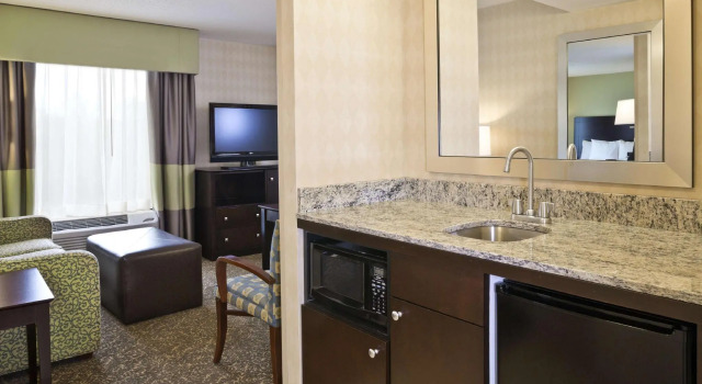 Четырёхместная студия Hampton Inn & Suites Arundel Mills/Baltimore