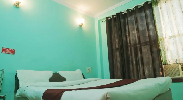 Hotel Shaurya By Sharma Online Solution Haridwar, Varaa Hotelli Haridwar Uttarakhand