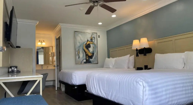 Четырёхместный номер Standard Ramada by Wyndham Redondo Beach