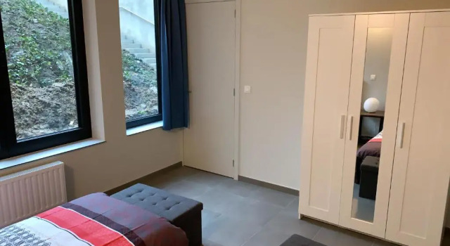 Full equipped and modern apartment in Ixelles, Prenota Appartamento Hotel a Flanders con parcheggio, Parcheggio