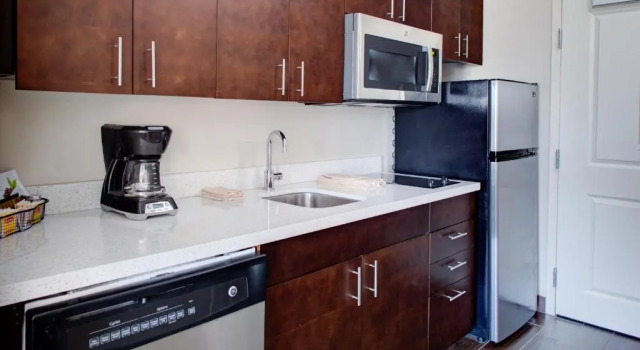 Студия TownePlace Suites by MarriottDetroit Canton