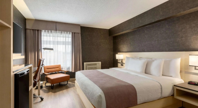 Номер Deluxe Days Inn by Wyndham Toronto West Mississauga