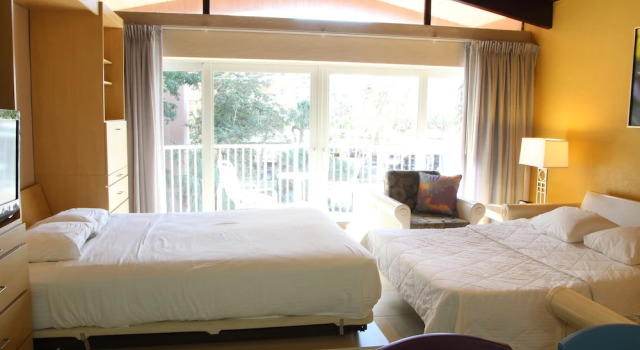 Canada House Pompano Beach, Забронировать Отель Помпано-Бич Broward County
