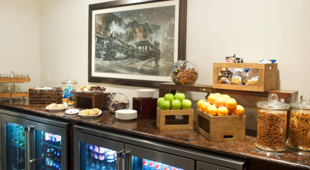 Двухместный клубный номер Standard Marriott Syracuse Downtown