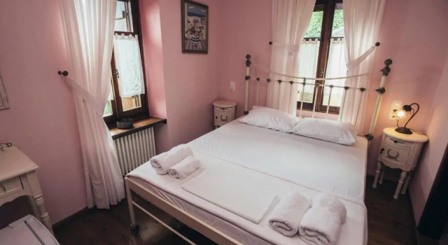 Коттедж Ellis Full Guest House