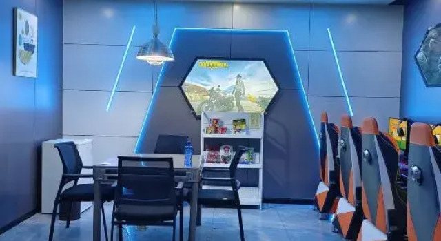 Кровать в общем номере Linying Xinjingyuan E-sports Homestay