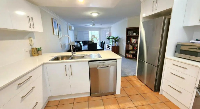 Апартаменты с 3 комнатами Fairways Golf & Beach Retreat Bribie Island