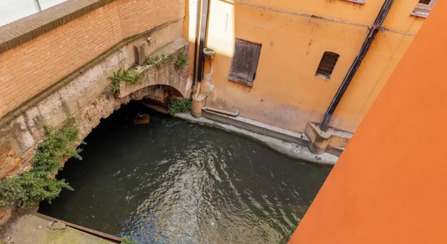 Casa sul canale di Via Piella