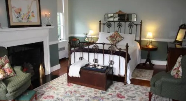Bloomsbury Inn, Забронировать Отель Кэмден Южная Каролина