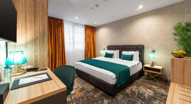 Двухместный номер Standard с балконом Tomis Garden Bucuresti