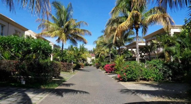 Коттедж Le Palmier - 4 bedrooms BeachFront villa - Gated Complex
