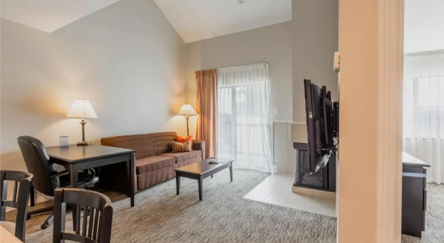 Двухместный люкс c 1 комнатой Value Suites Extended Stay - Arlington