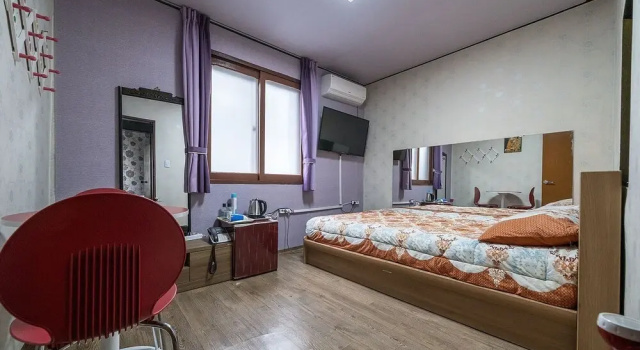 Gangneung Geumseong Motel, Boek Motel Hotels in Gangwon-Do met parkeren, Parkeren