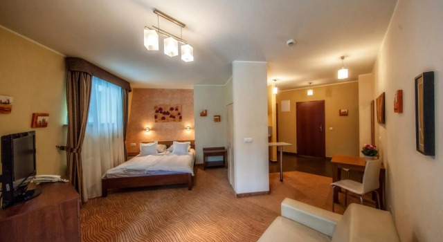 Hotel Murowanica, Забронировать Отель Отели Закопане с парковкой, рядом с Горнолыжный подъемник Kolej linowa Kasprowy Wierch, Парковка