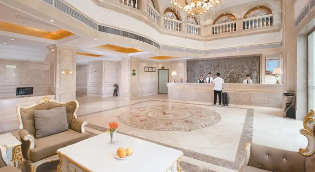 Vienna Hotel Guangxi Guilin Yangshuo Eternal Love, Rezerwuj Hotel Tanie hotele w Yangshuo, w pobliżu Yangshuo Park