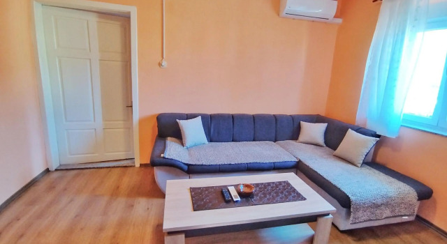 Apartman Sonja Trebinje, Забронировать Апартаменты/квартира Отели Требине с парковкой, Парковка