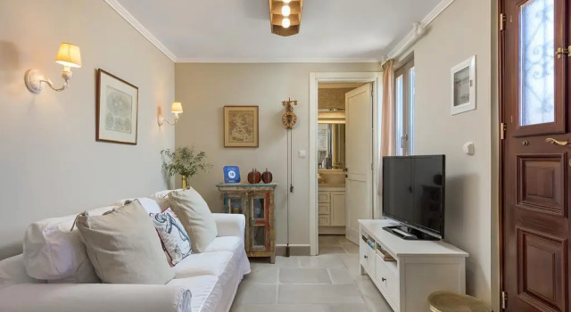 Admirals House, Забронировать Отель Халки Halki Island