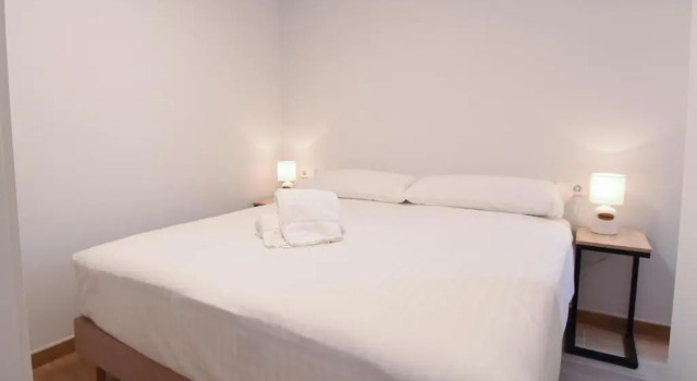 Апартаменты с 2 комнатами 10 apartments in a modern central building with private car parking available