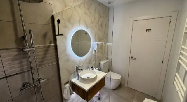 PIO XII XXl A - Modern and cozy, Забронировать Отель Талавера-де-ла-Рейна Toledo Province, рядом с Базилика Нуэстра-Сеньора-дель-Прадо
