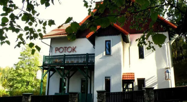 Dom Potok, Забронировать Отель Карпач 