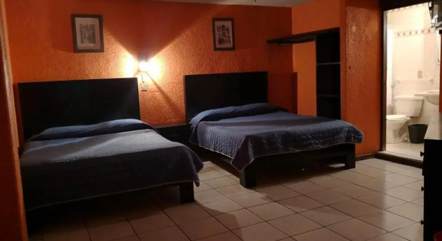 Четырёхместный номер Classic Hotel del Conde